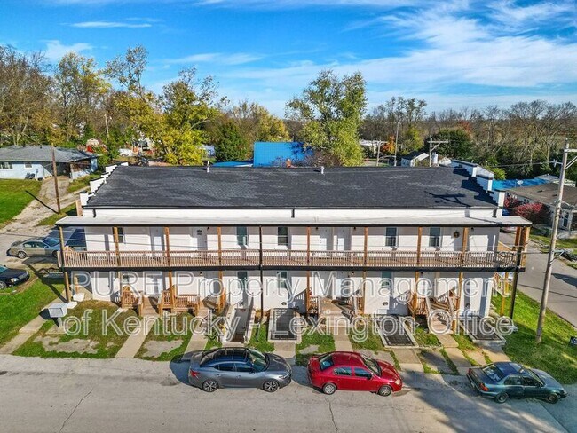 Photo - 725 E College St Unit 725 E College Street 5