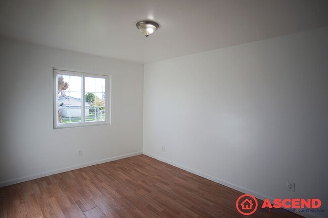 Photo - 1608 Lincoln St Unit A