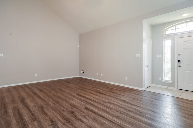 Photo - 5107 Gulf Stream Ln