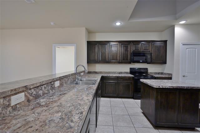 Photo - 410 Red Sage Ln