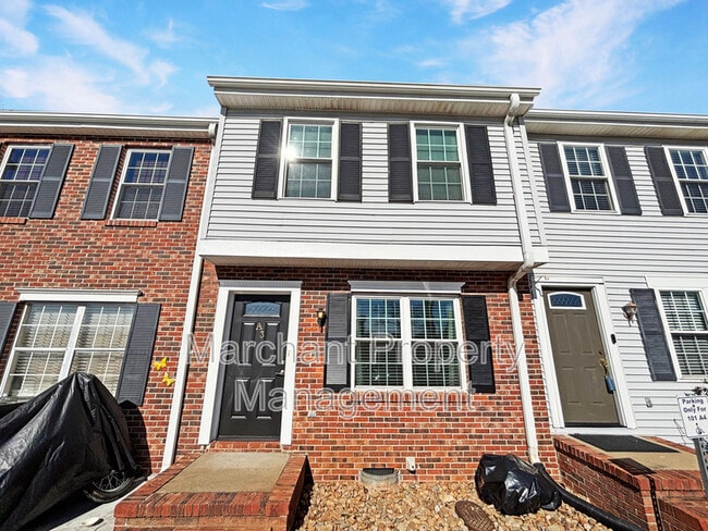 Building Photo - 101 Pendleton Ct Unit A3