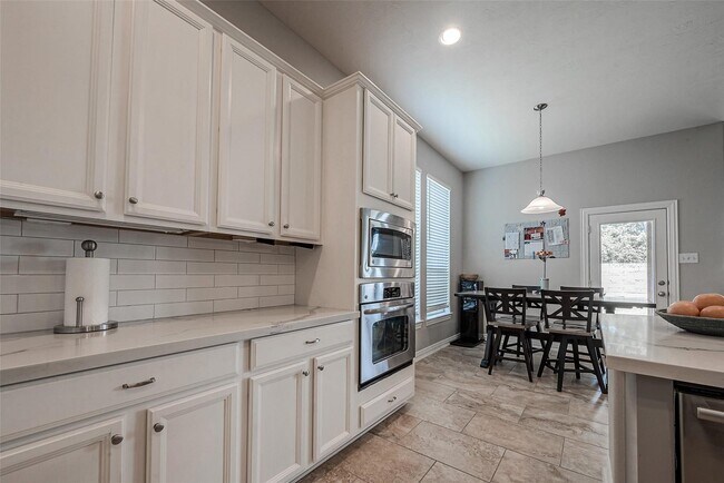 Photo - 28314 Calaveras Lake Dr