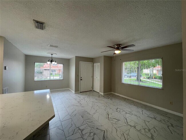 Photo - 8401 Waterview Way