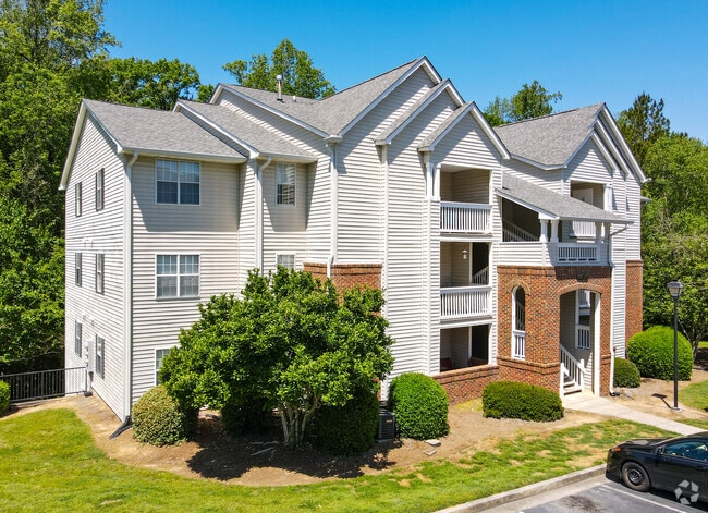 Rivoli Run Apartments
