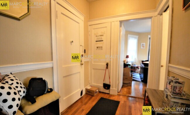 Photo - 319 Allston St Unit 4