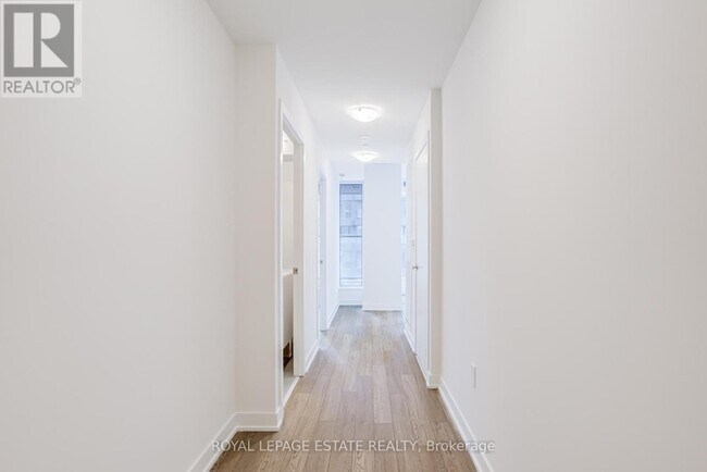 Photo - 1 Quarrington Lane Unité 1006