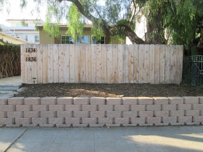 Building Photo - 1834-36 Chalcedony St Unit 1836 Chalcedony St