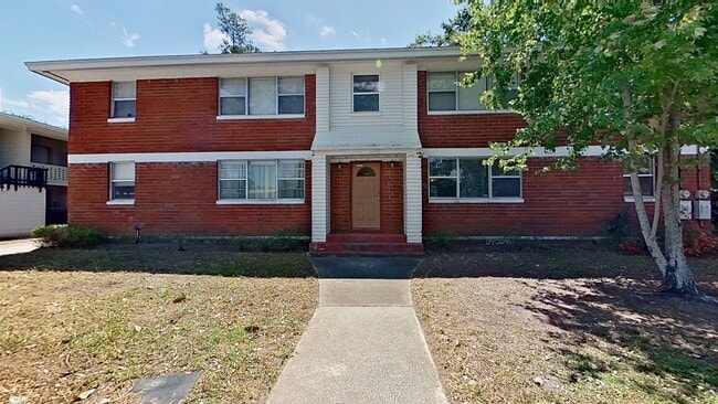 Building Photo - 3034 Belden St Unit 3034 Belden St. # 4