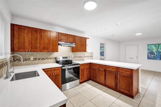 Photo - 30 SW 8th St Unit 1