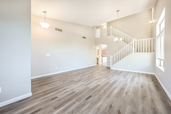 Photo - 2531 W White Feather Ln