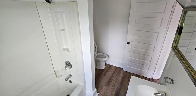 Photo - 4 Bedroom 1 Bath House Available to Rent f...