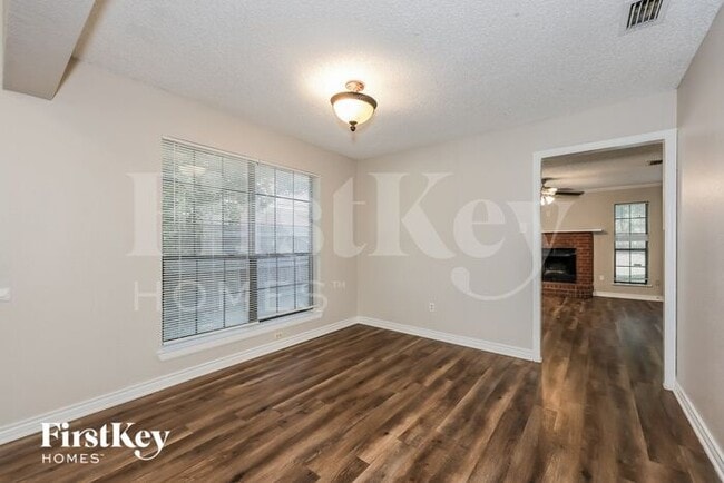 Photo - 1523 Stratford Dr
