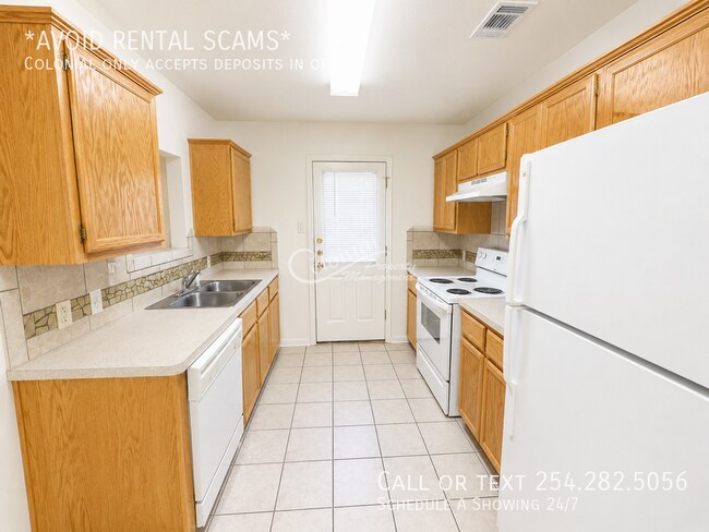 Photo - 1312 Chips Dr Unit B