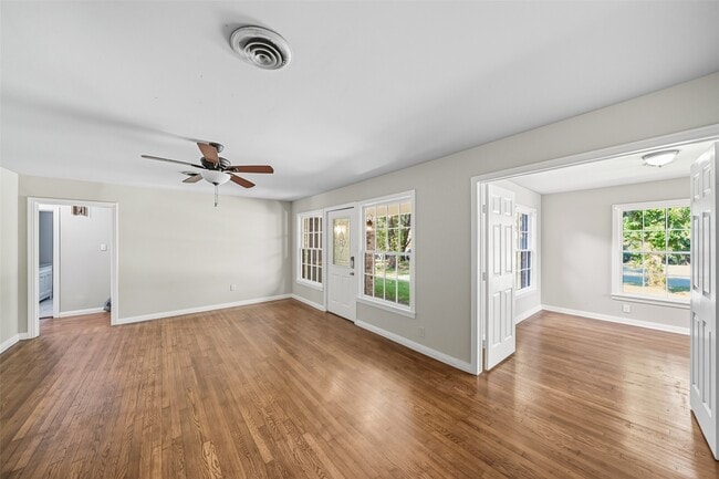 Photo - 1224 N San Jacinto St