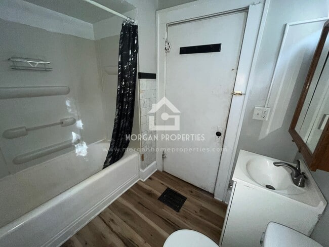 Photo - 228 N 11th St Unit 228