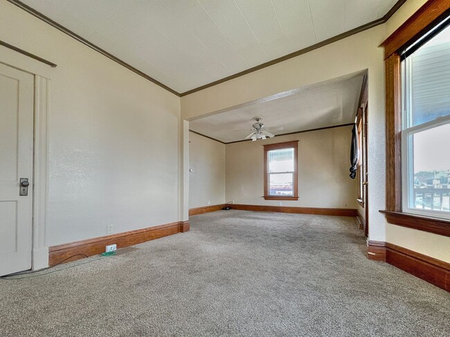Photo - Huge 4 Bedroom 2 Bath Single Family with Central Air!