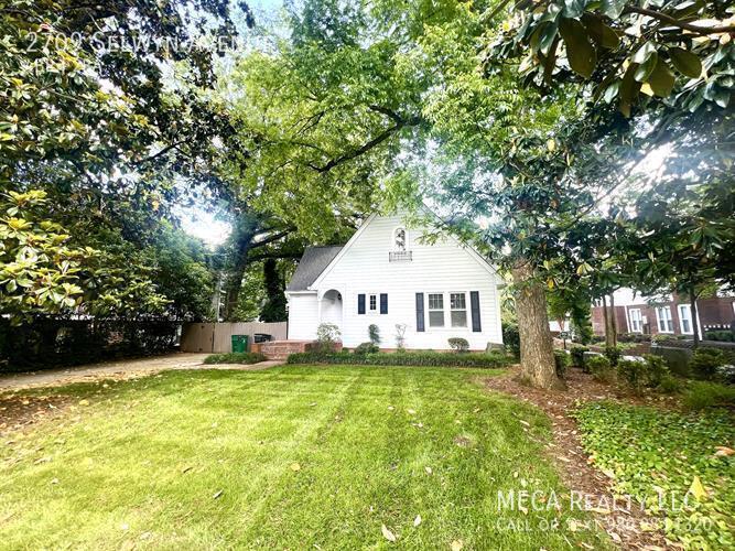 Photo - 2709 Selwyn Avenue-
