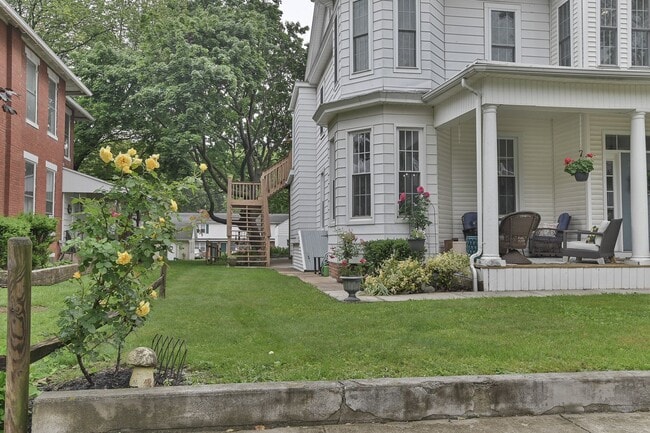 Photo - 506 W Main St Unidad Apt 2