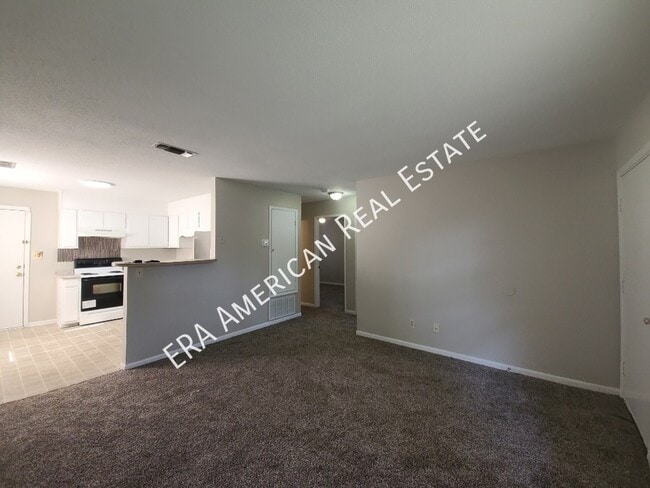 Photo - 101 Akron St Unit 101 Akron Drive  D