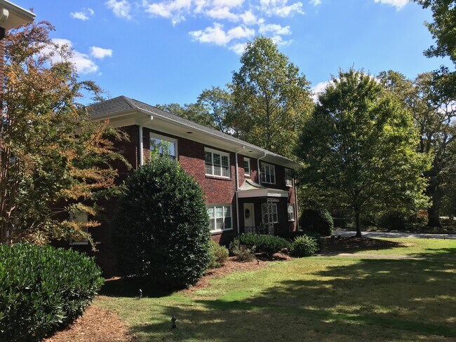 Building Photo - 361 Mills Ave Unit Apartment 2