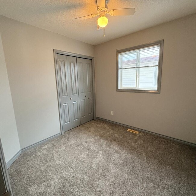 Photo - 3 bedroom in Grande Prairie AB T8W 0A9