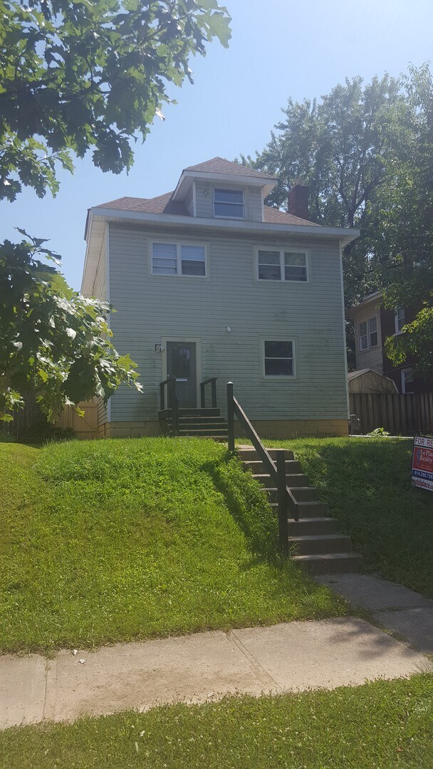 Photo - 425 E 16th Ave