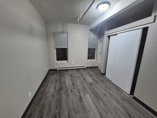 Photo - 301 N Riverfront Dr Unit 305