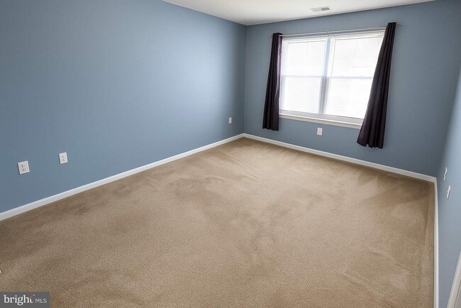 Photo - 18300 Streamside Dr Unit 304