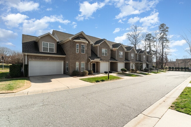 Photo - 1915 Fleming Rd Unit C