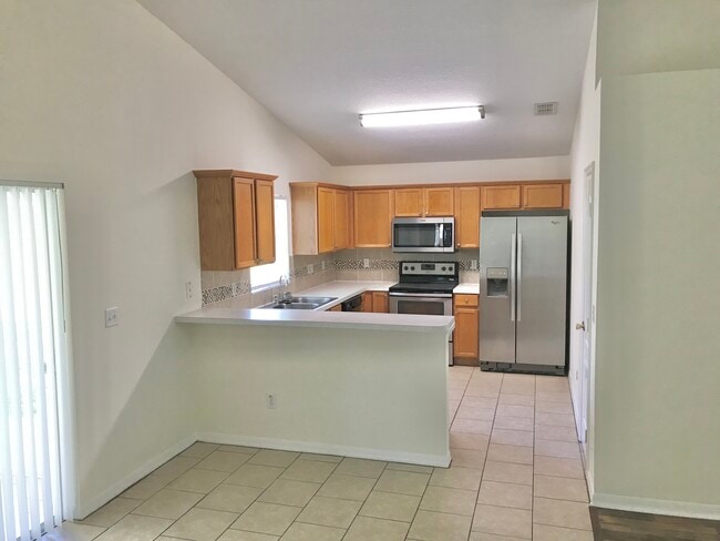 Photo - 989 Scenic View Cir