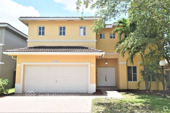 Building Photo - 13720 SW 127th Ct Rental