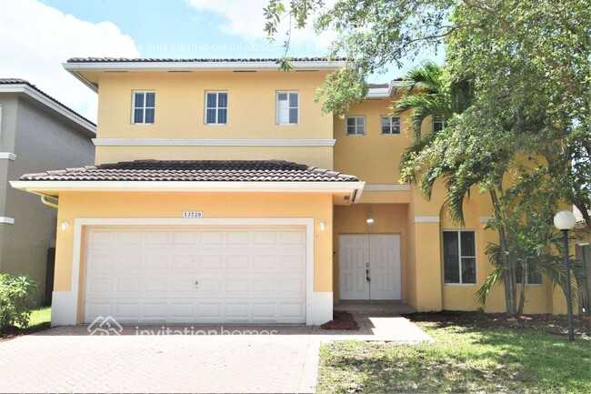 Photo - 13720 SW 127th Ct Casa