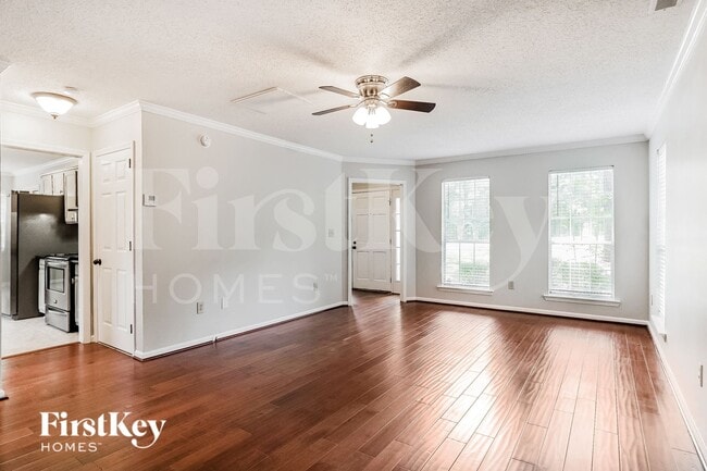 Photo - 4752 Vintage Ln