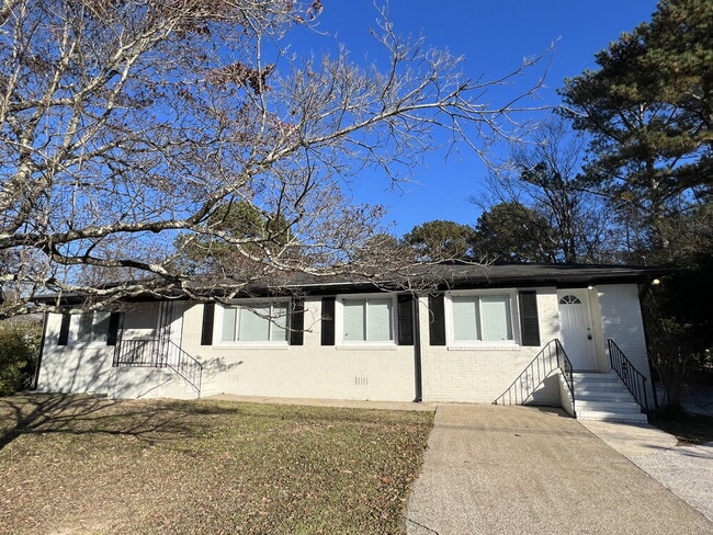 Building Photo - 2321 2nd Pl NE Rental