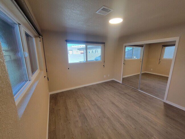 2975 Aladdin Dr Unit 1