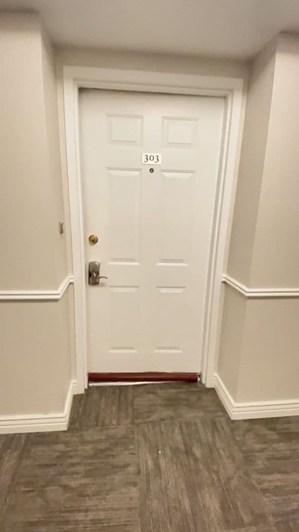 Photo - AVENUES Deluxe 1 bed 2 bath Condo Unit 303