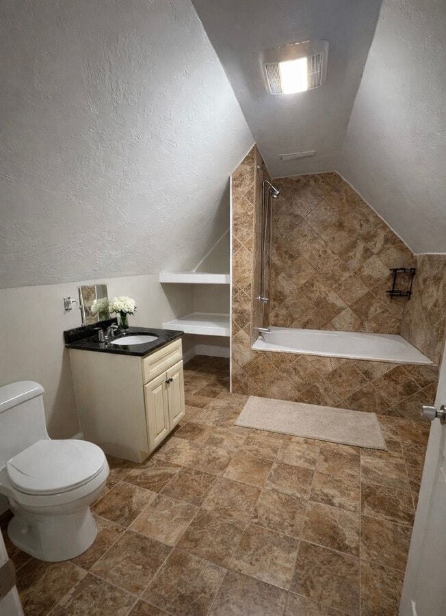 Photo - 283 Lincoln Ave Unit 2