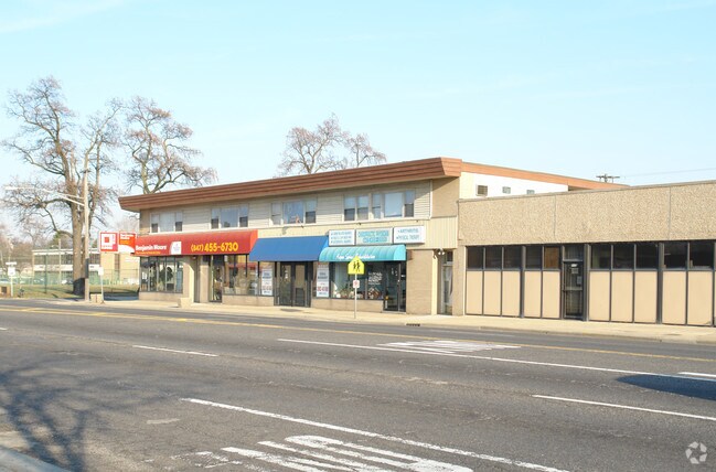 Photo - 9620-9626 W Grand Ave