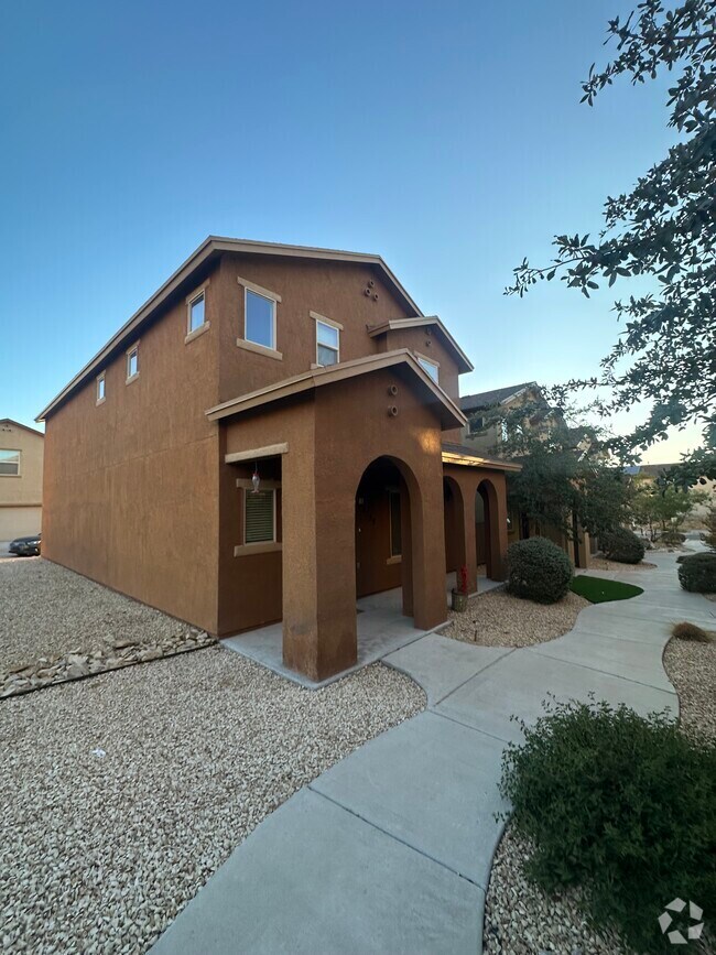 Building Photo - 6739 Boulder Canyon Ln Rental