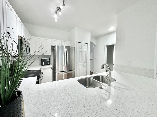 Photo - 5620 NW 107th Ave