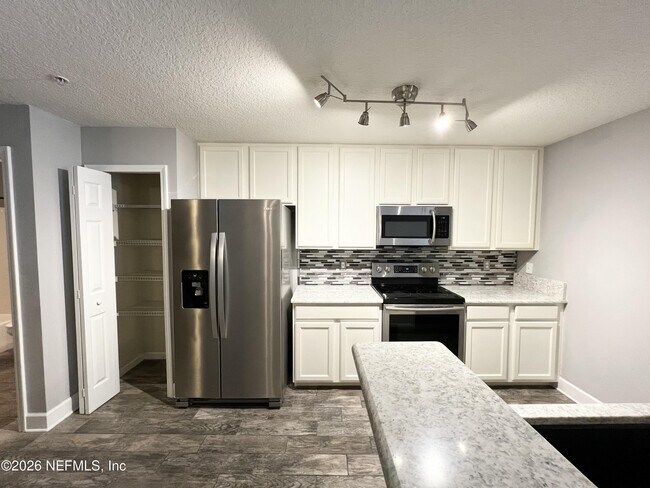 7058 Snowy Canyon Dr Unit 107