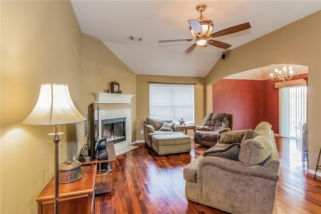 Photo - 3612 Bird House Dr