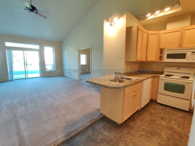 Photo - 2335 Hood Ave