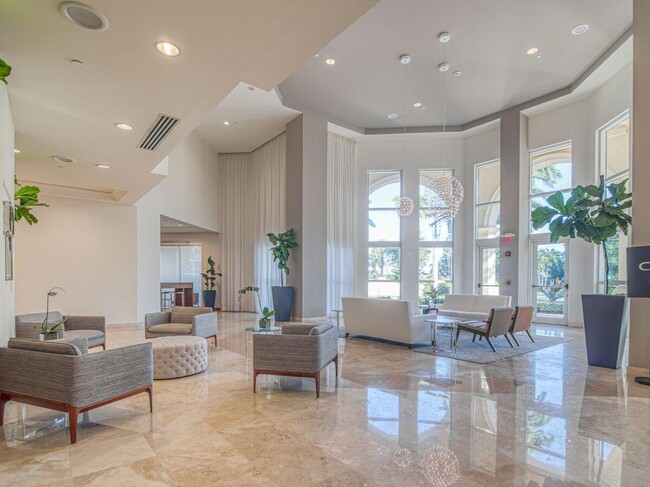 Building Photo - 99 SE Mizner Blvd Unit 737 Rental