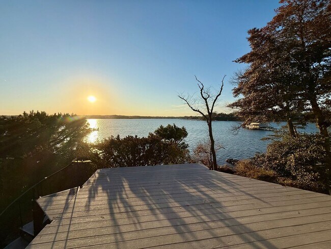 Photo - Severna Park - Waterfront - Round Bay Community.