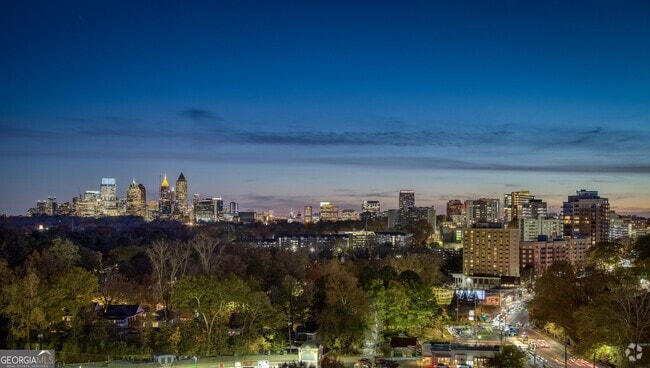 Building Photo - 2425 Peachtree Rd NE Unit 1006 Rental