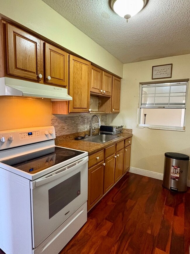 Photo - Spacious 3/2 on large lot in Paradise Park (Ft. Pierce) W/ LAWN CARE INCLUDED