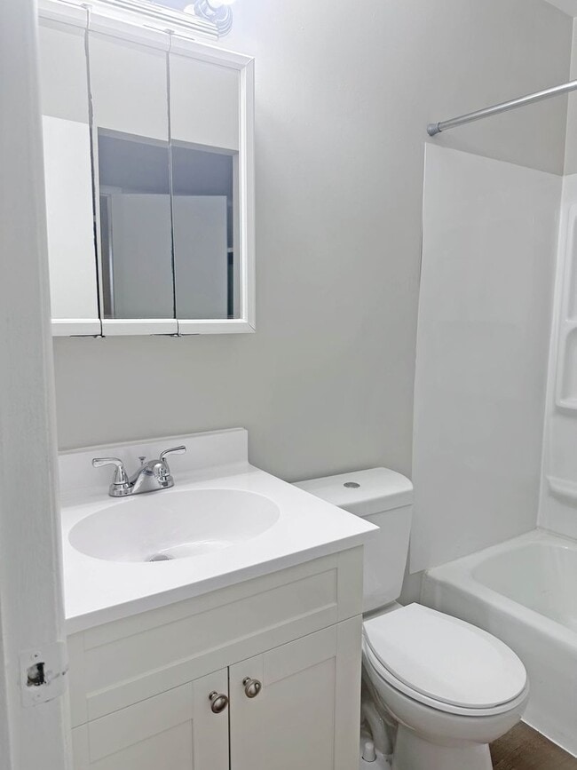 Photo - 1565 Bacon Ave Unit 14