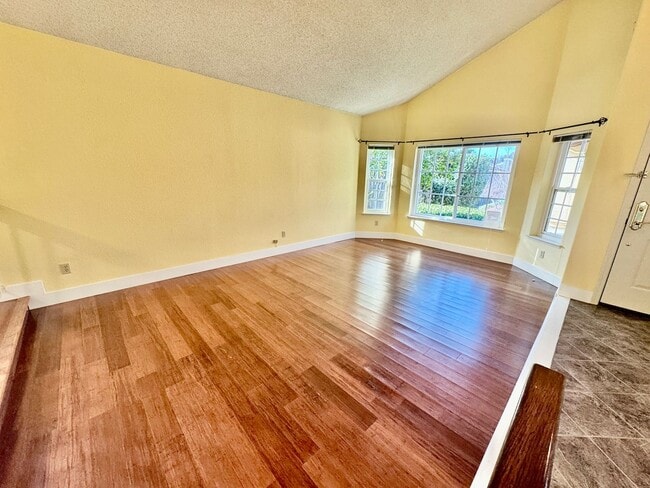Photo - Spacious 4 Bed/2Ba Home in Richmond with Large Backyard!