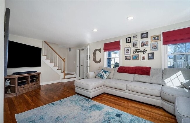 Photo - 319 Mt Pleasant Ave